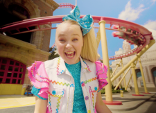 UNIVERSAL ORLANDO  “JOJO SIWA”